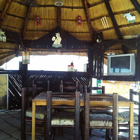 Road View Lodge Francistown Exterior foto